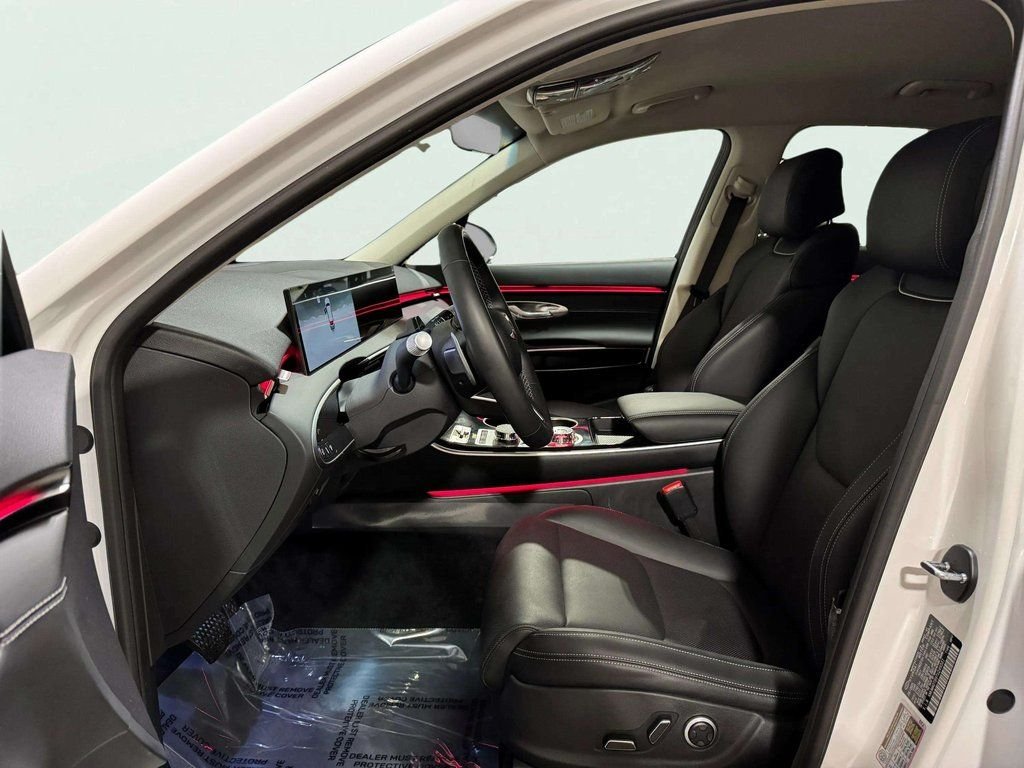2026 GENESIS GV70 Standard - Photo 23