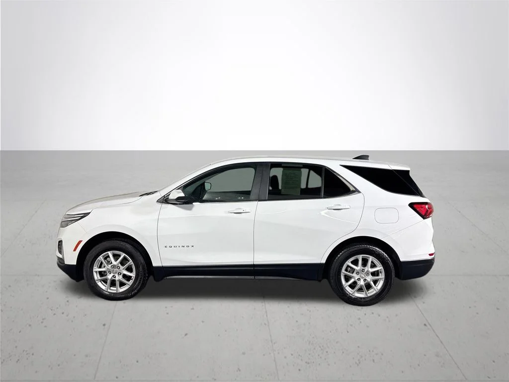 Used 2024 White Chevrolet LT image 9