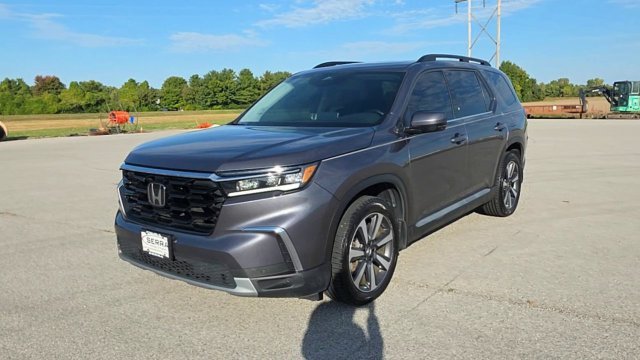 Used 2023 Gray Honda Touring image 3