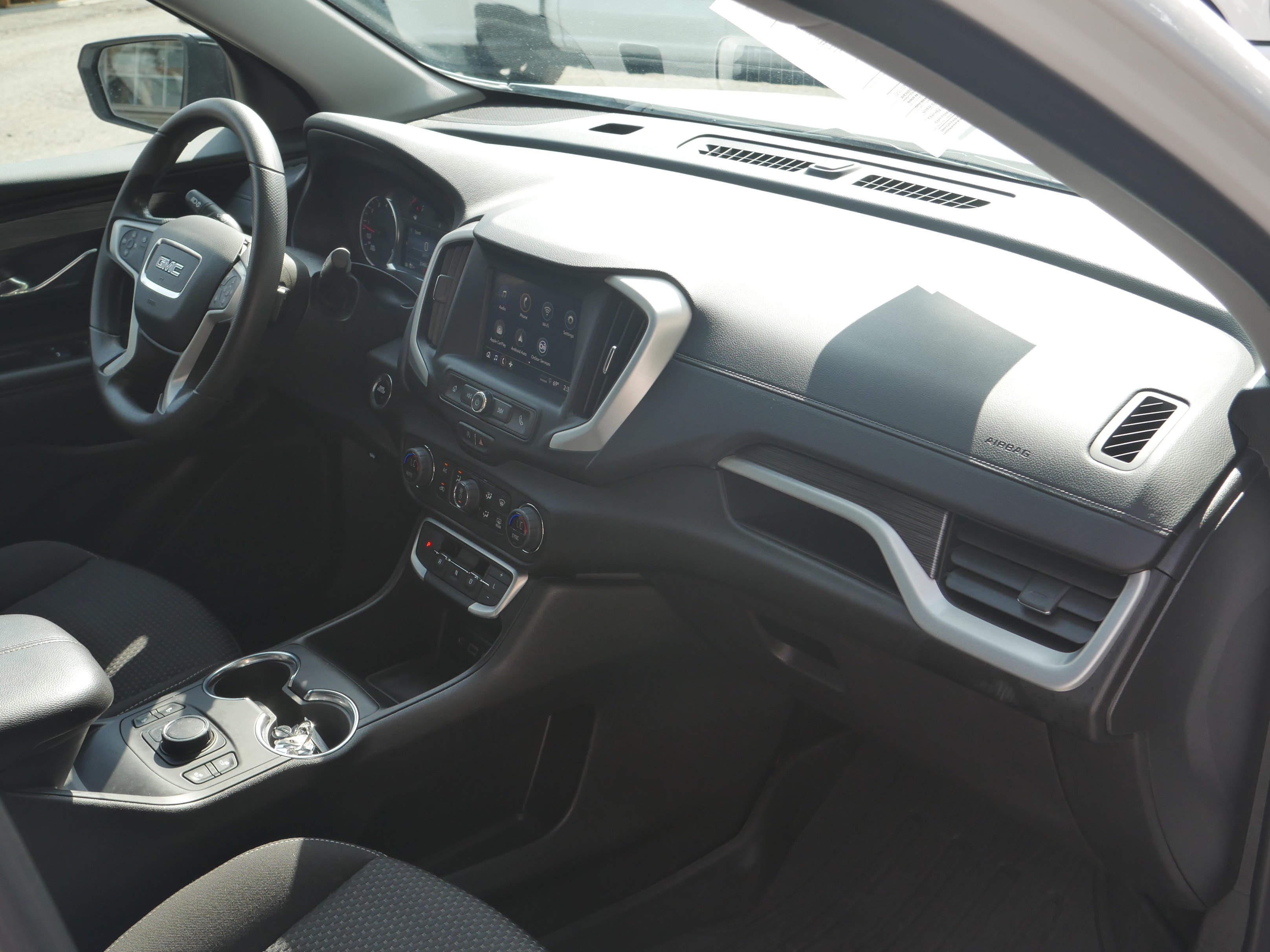Used 2024 Summit White GMC SLE image 28