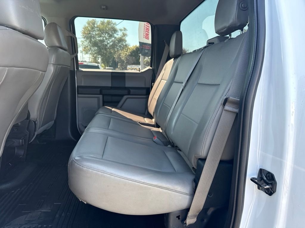 Used 2017 White Ford XL image 19