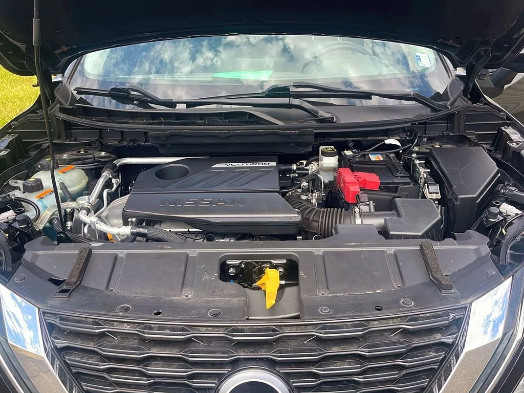 Used 2023 Super Black Nissan SV image 8