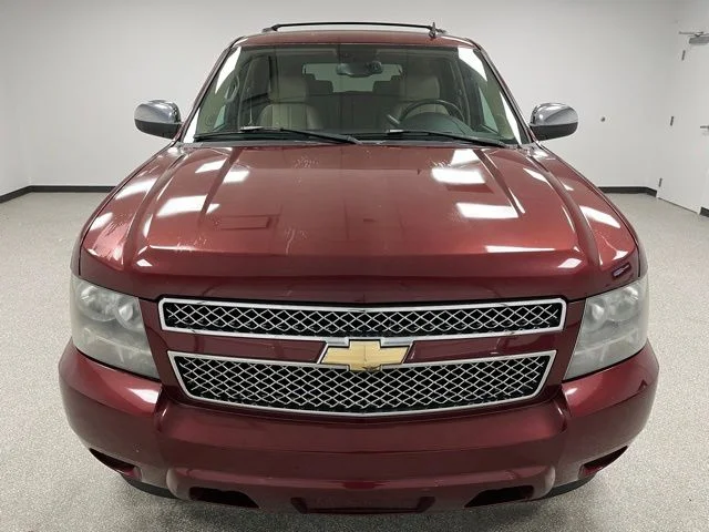 Used 2008 Red Chevrolet LTZ image 3