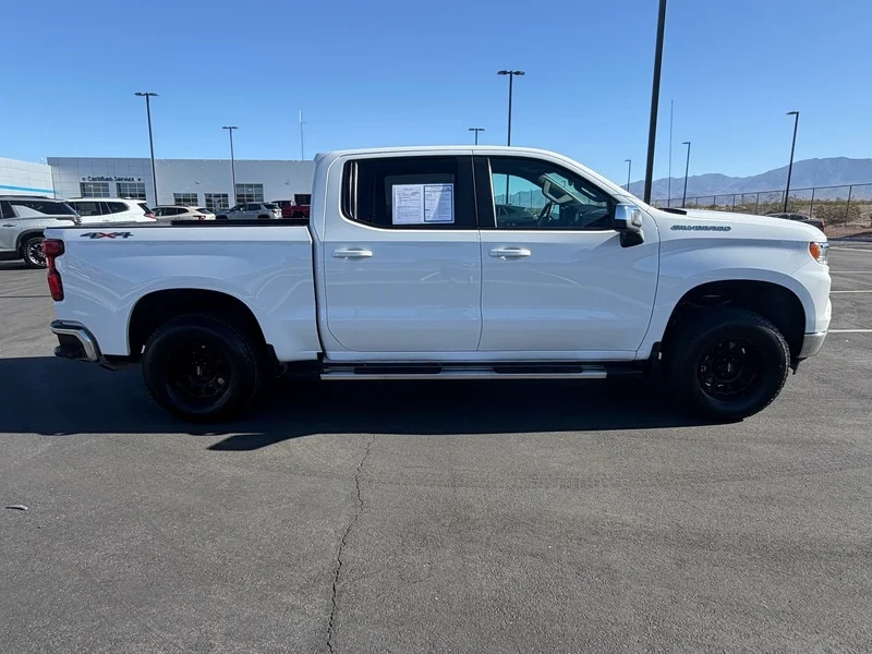 Used 2023 Summit White Chevrolet LT image 2