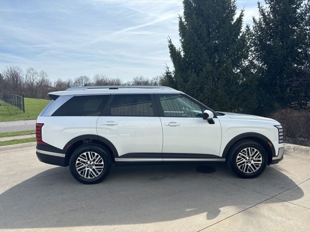 New 2026 White Hyundai SEL AWD image 5