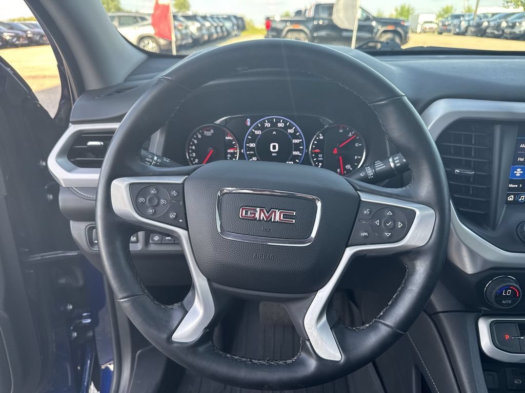 Certified Used 2023 Ultra Blue Metallic GMC SLT image 10