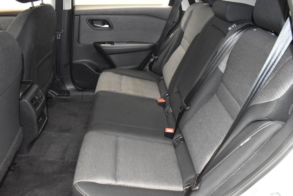 Used 2023 Silver Nissan SV image 31