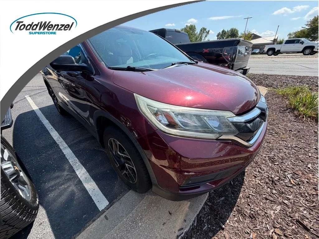 Used 2016 Red Honda SE image 1