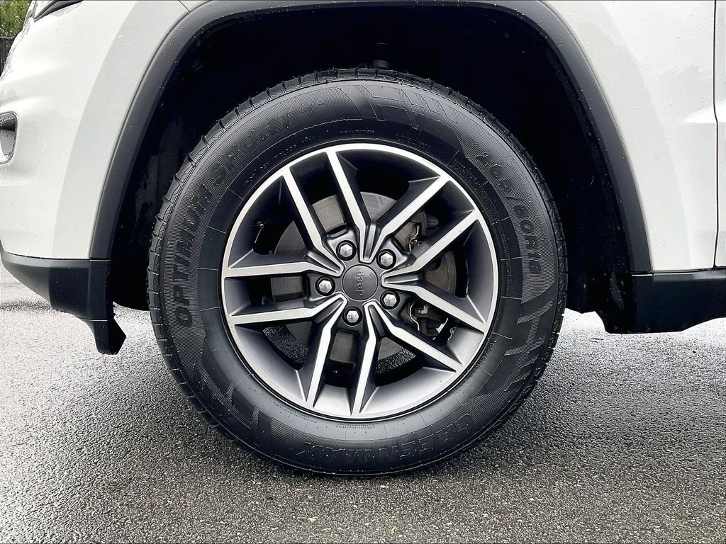 Used 2020 Bright White Clearcoat Jeep Limited image 7