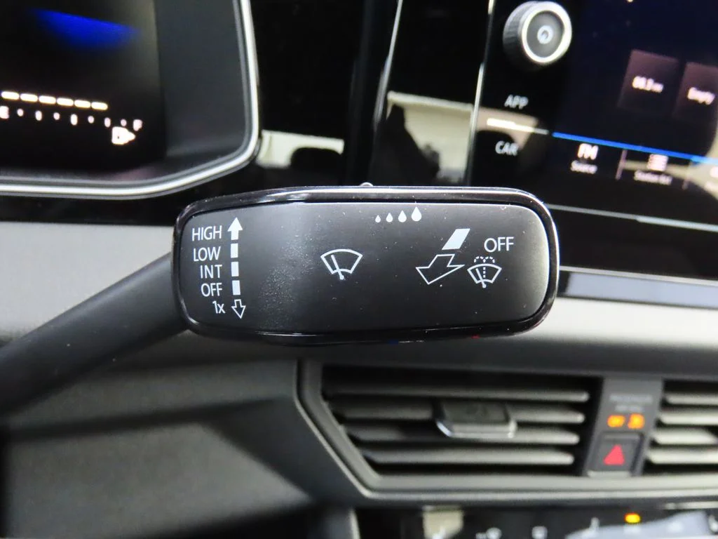 New 2026 Black Volkswagen 1.5T Sport image 30
