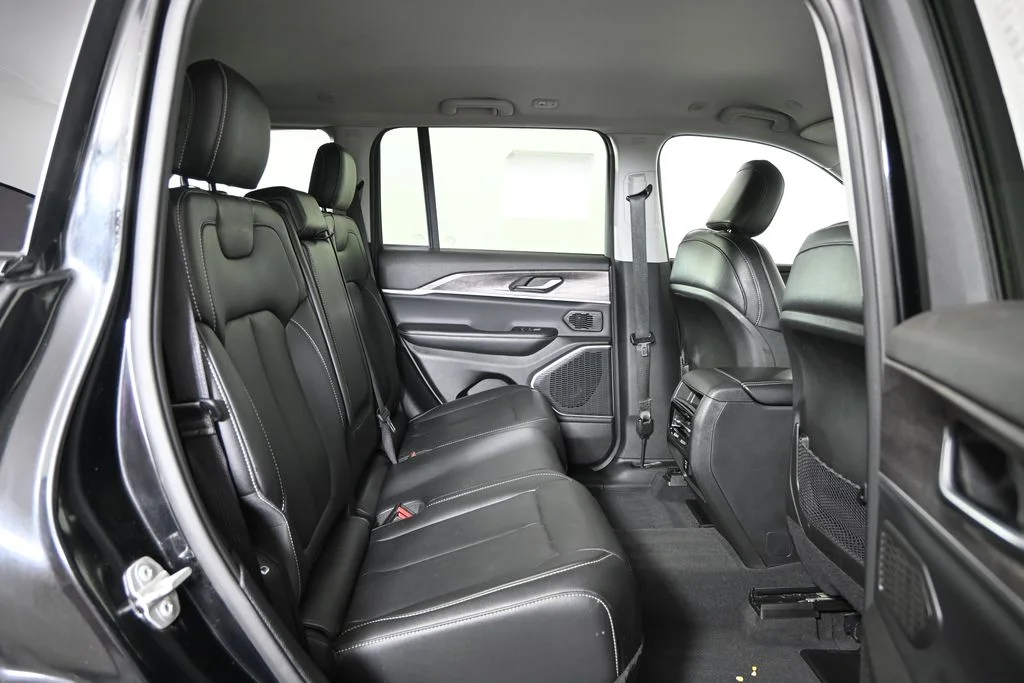 Used 2023 Black Jeep Limited image 15