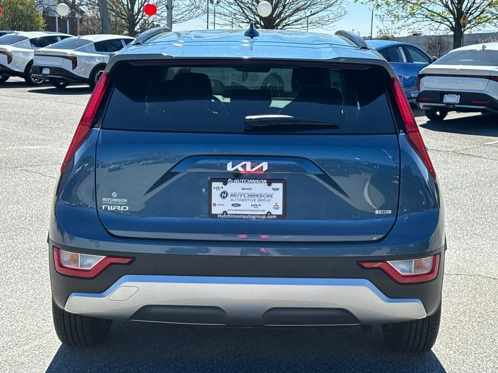 New 2026 Mineral Blue Kia EX image 4