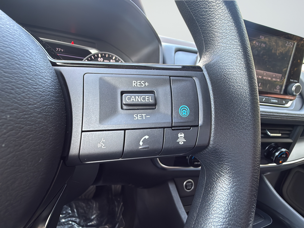 Used 2023 White Nissan SV image 17
