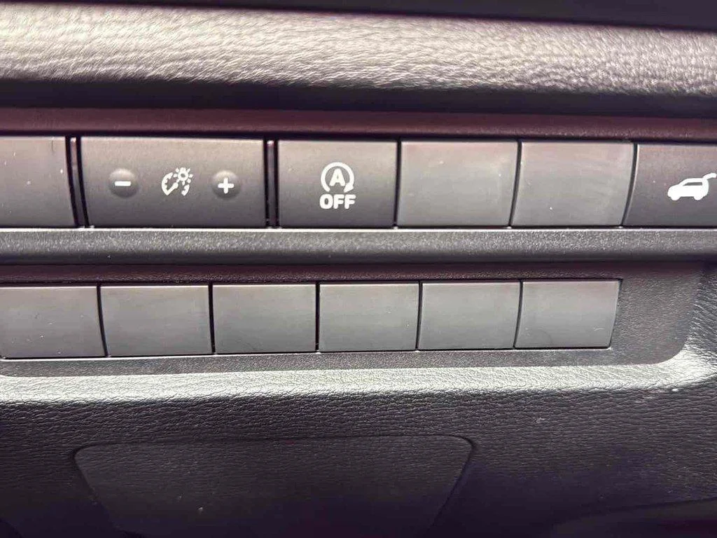 2026 Mitsubishi Outlander SE - Photo 17