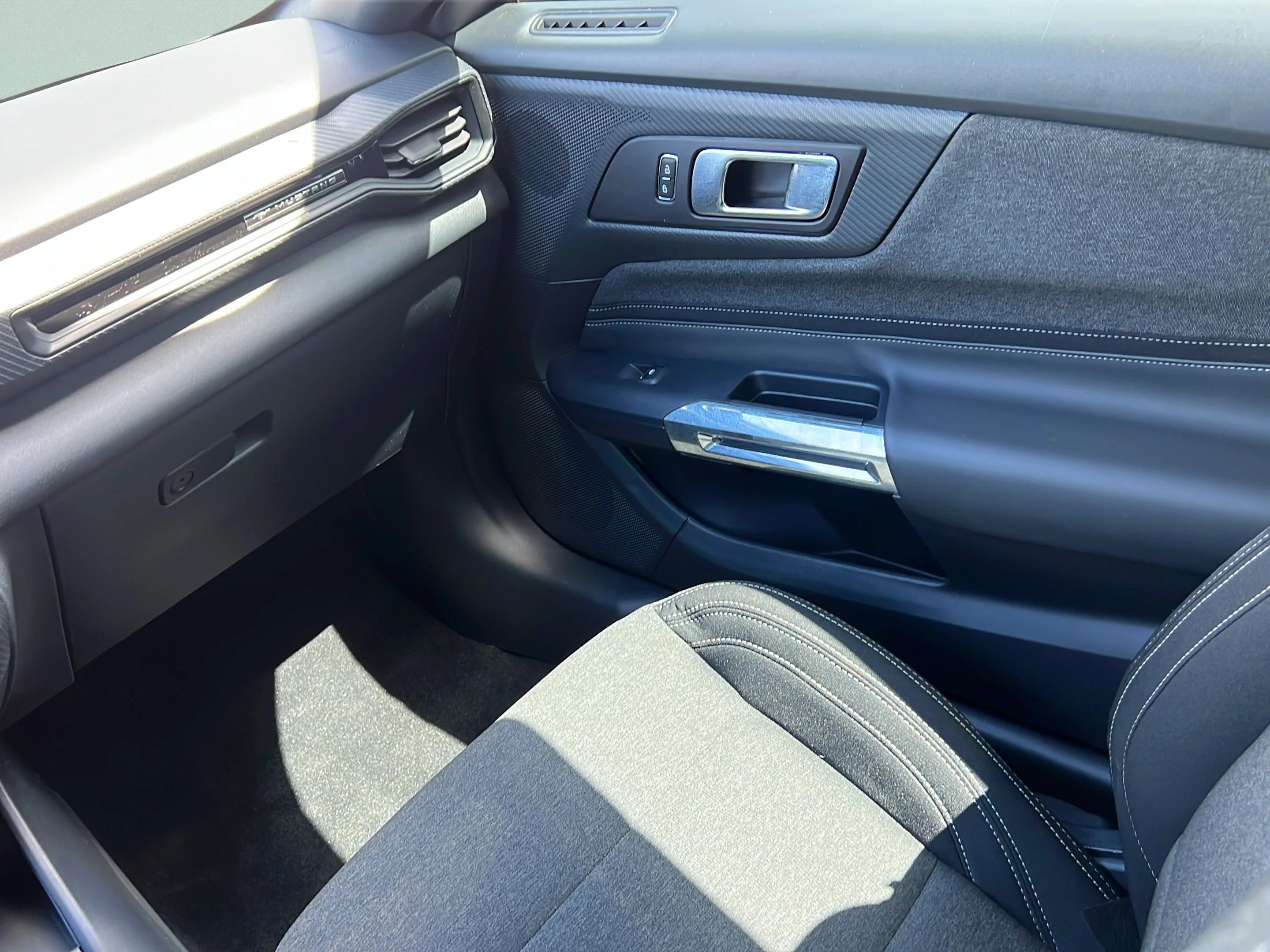 Used 2024 Gray Metallic Ford EcoBoost image 12