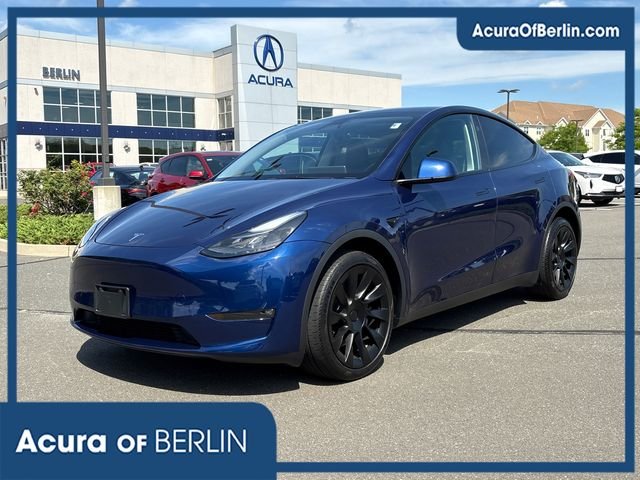 2023 Tesla Model Y Long Range Dual Motor All-Wheel Drive's photo