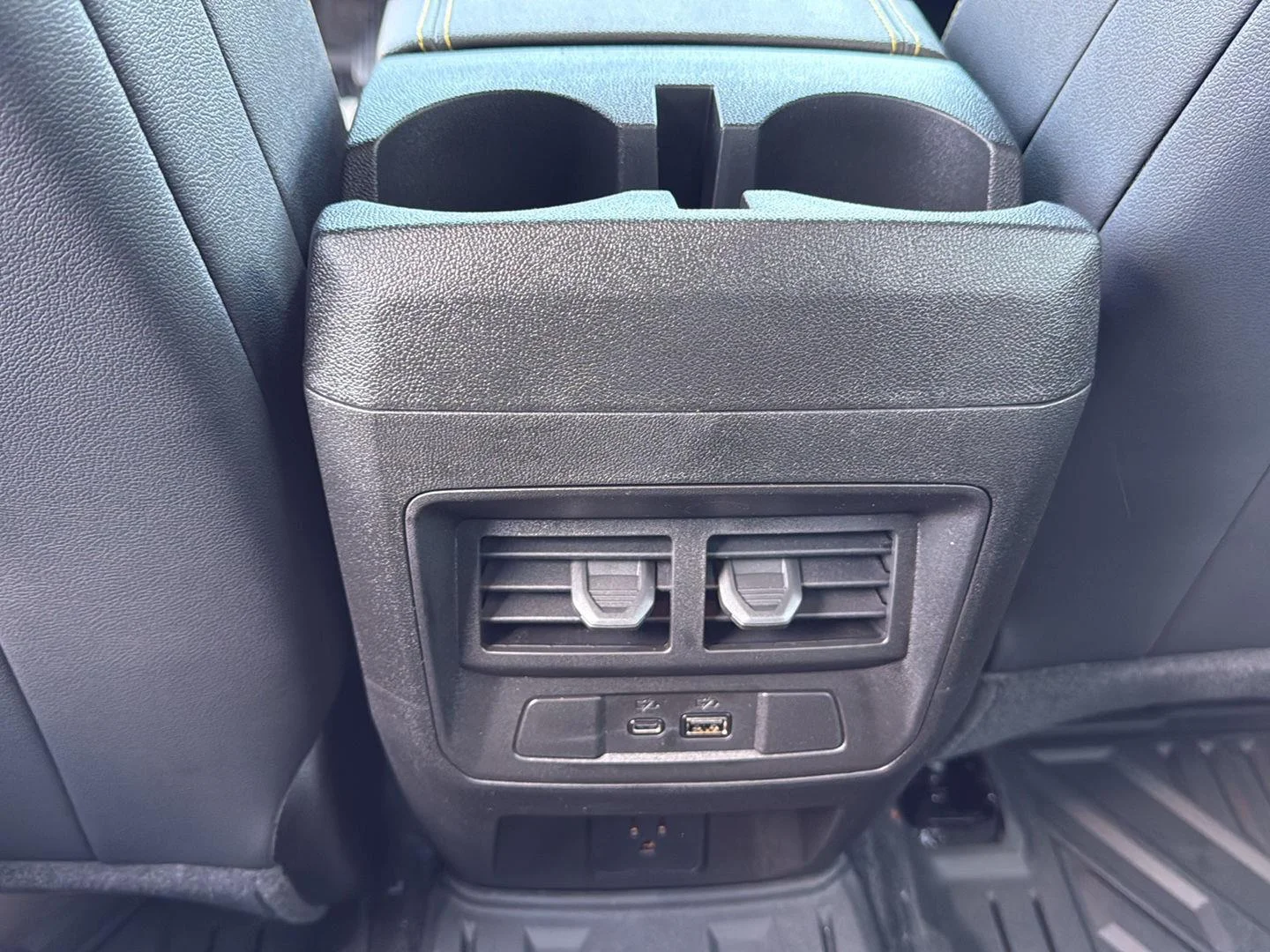 2026 Chevrolet Colorado ZR2 - Photo 23