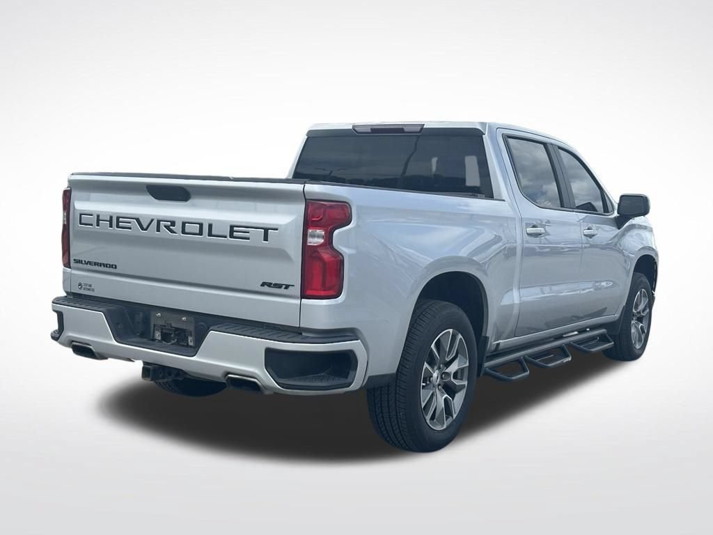 Used 2020 SILVER ICE METALLIC Chevrolet RST image 7