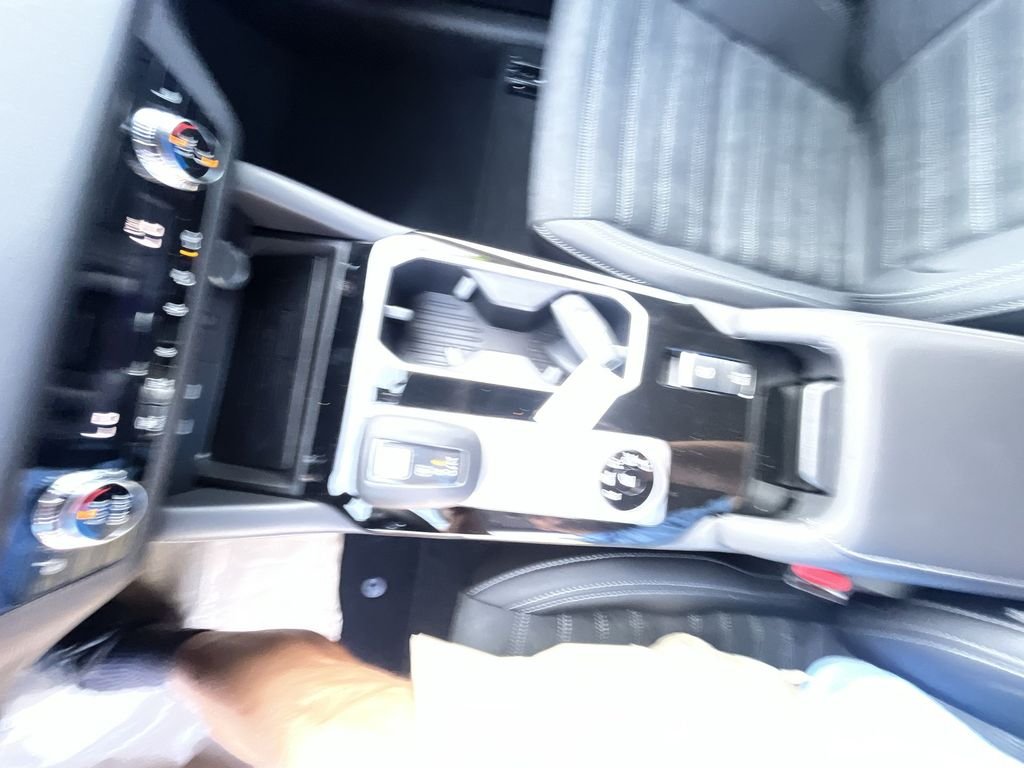 2025 Mitsubishi Outlander SE - Photo 20
