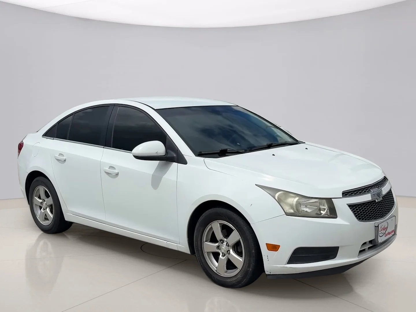 Used 2013 White Chevrolet 1LT image 8