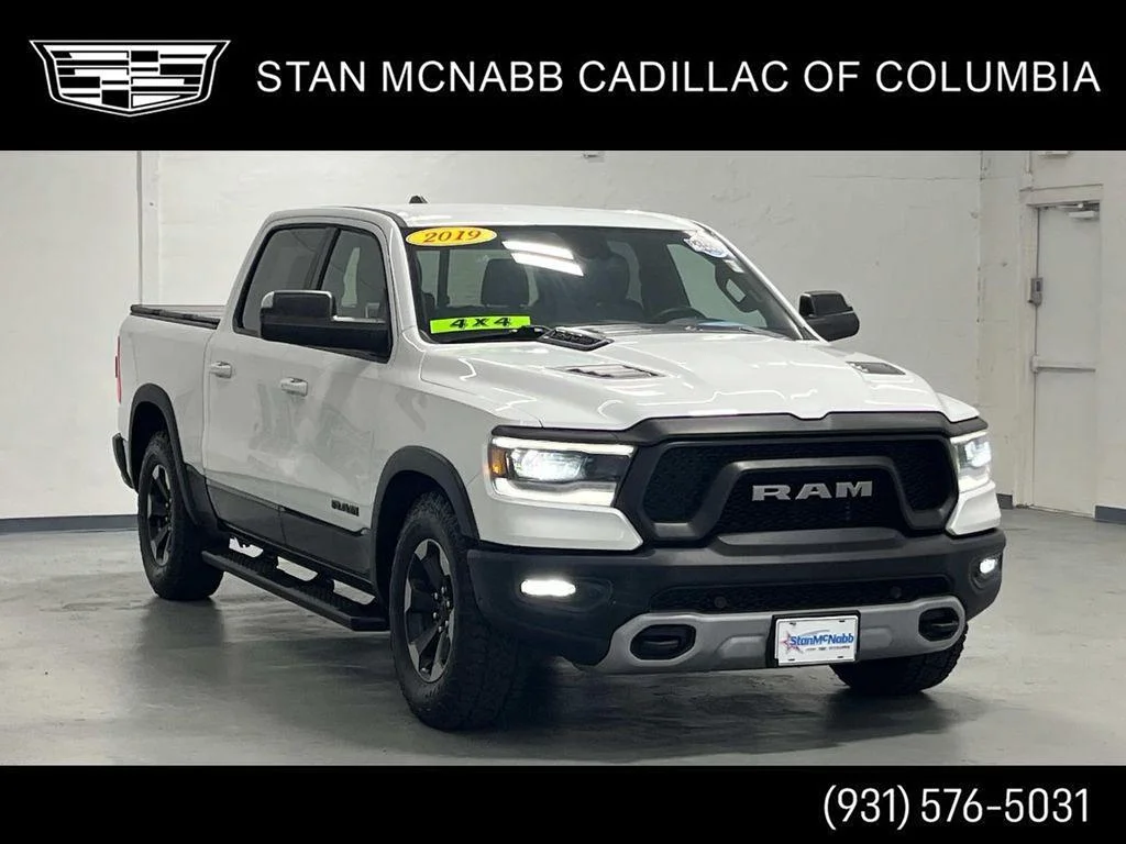 Used 2019 Bright White Clearcoat Ram Rebel Crew Cab 5.7L V8 4x4 1 Owner image 1