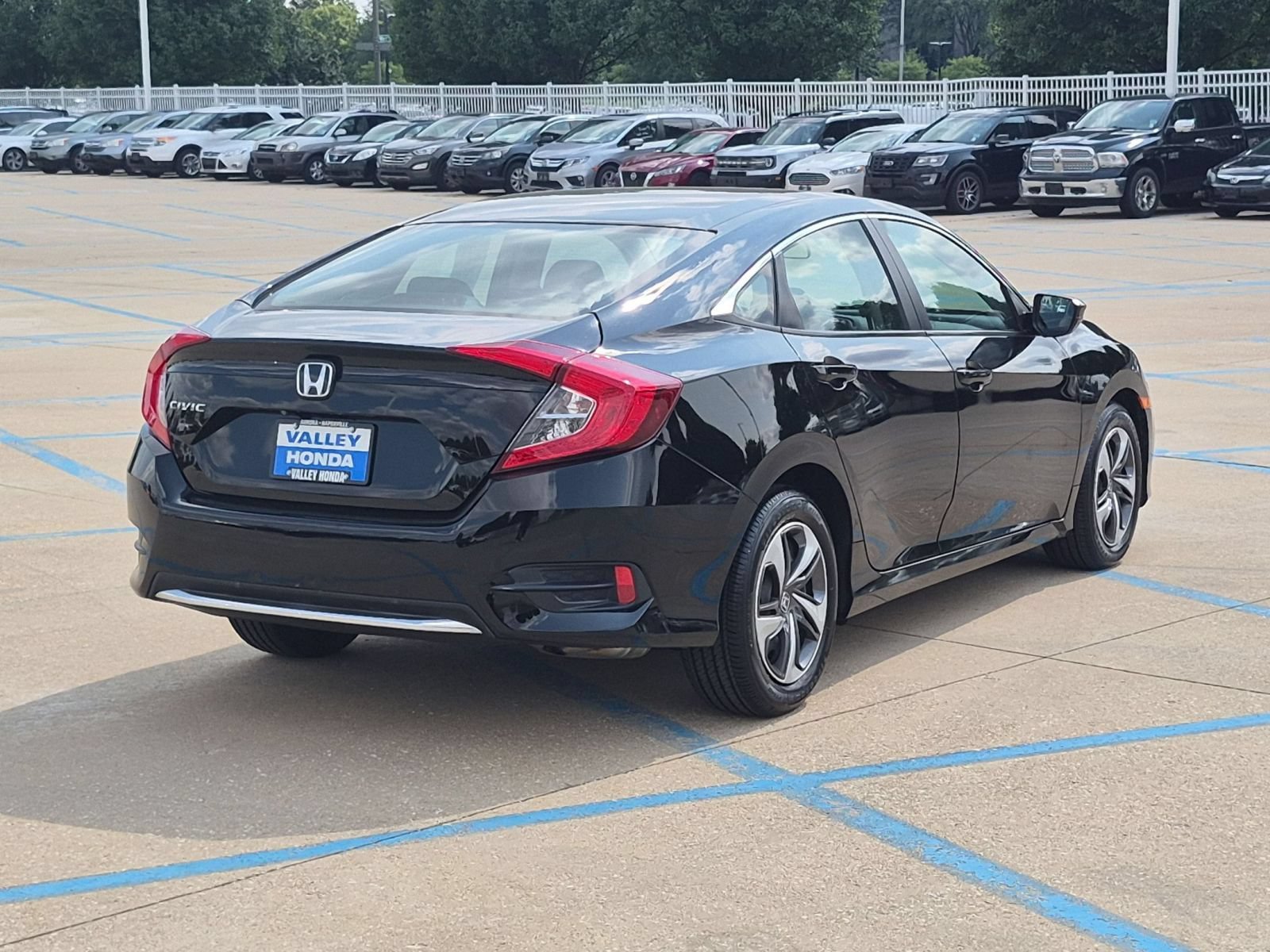 Used 2019 Crystal Black Pearl Honda LX Sedan image 6