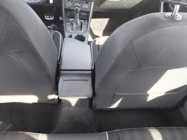 Used 2024 White Volkswagen 1.5T Sport image 21