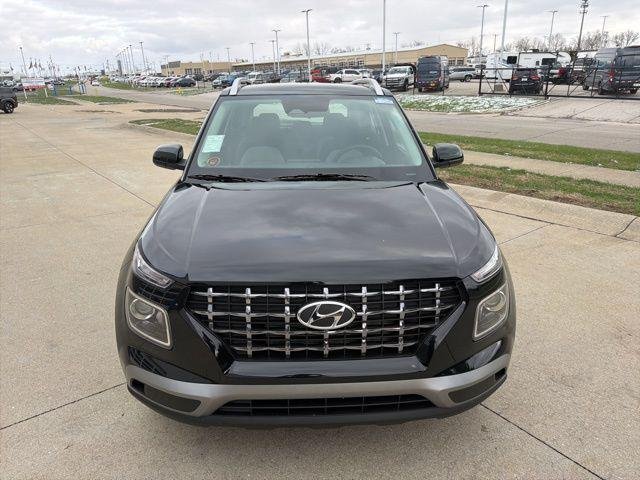 New 2026 Onyx Black Hyundai SEL image 13