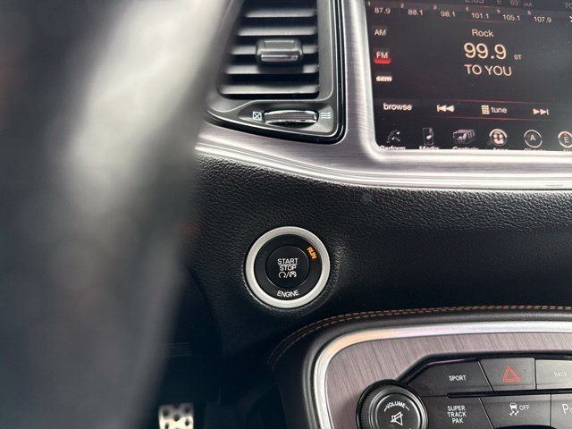 Used 2016 Pitch Black Clearcoat Dodge R/T Plus Shaker image 24