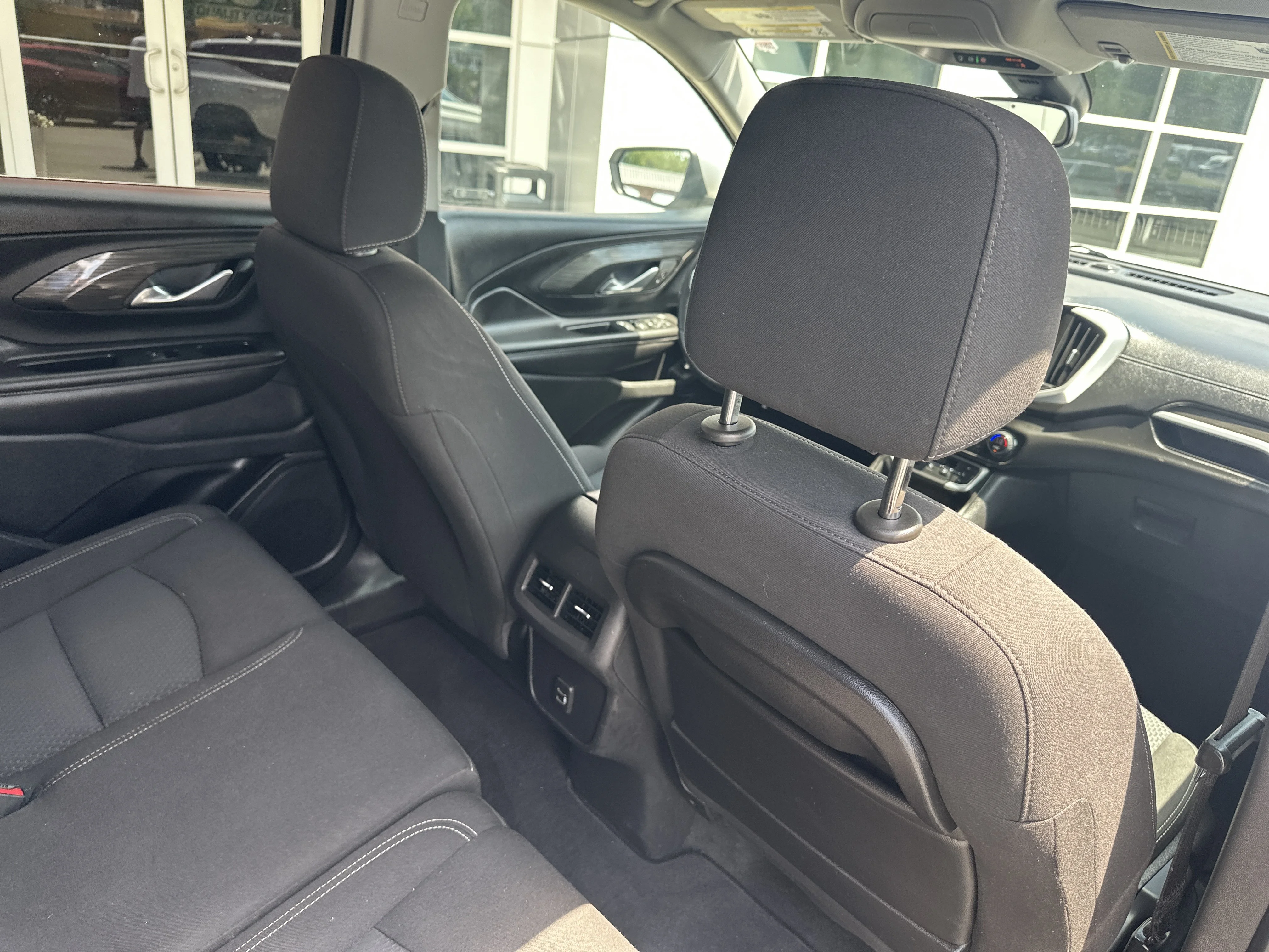 Used 2022 Quicksilver Metallic GMC SLE image 26