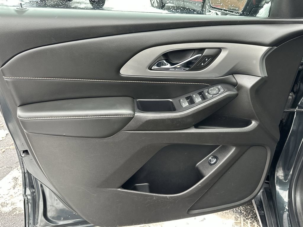 2021 CHEVROLET TRAVERSE - Image 17
