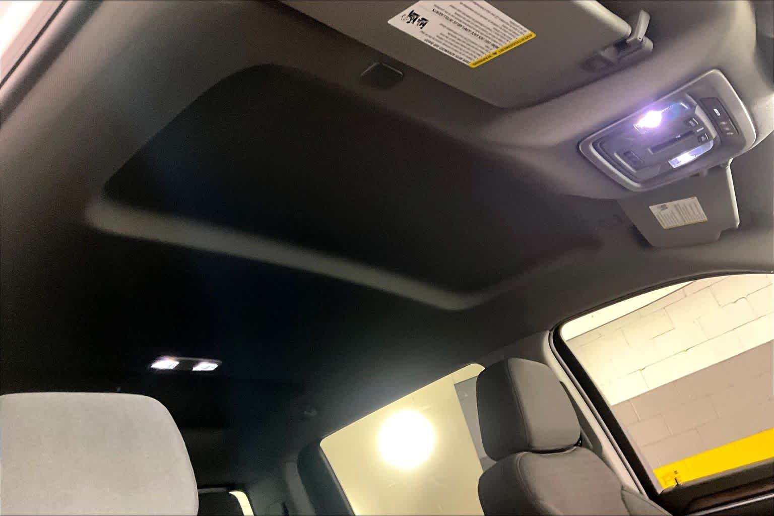 2025 Chevrolet Silverado 1500 LT - Photo 14