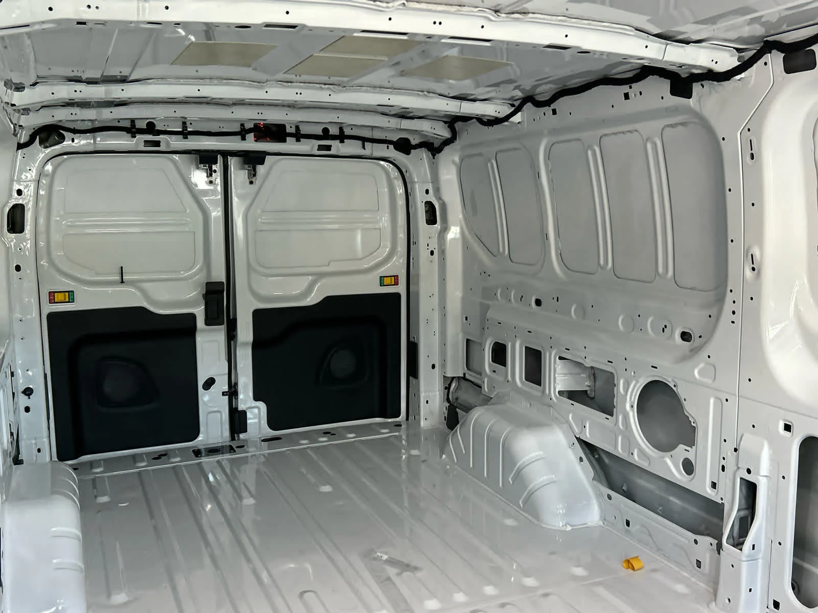 2025 Ford Transit Van Base - Photo 17