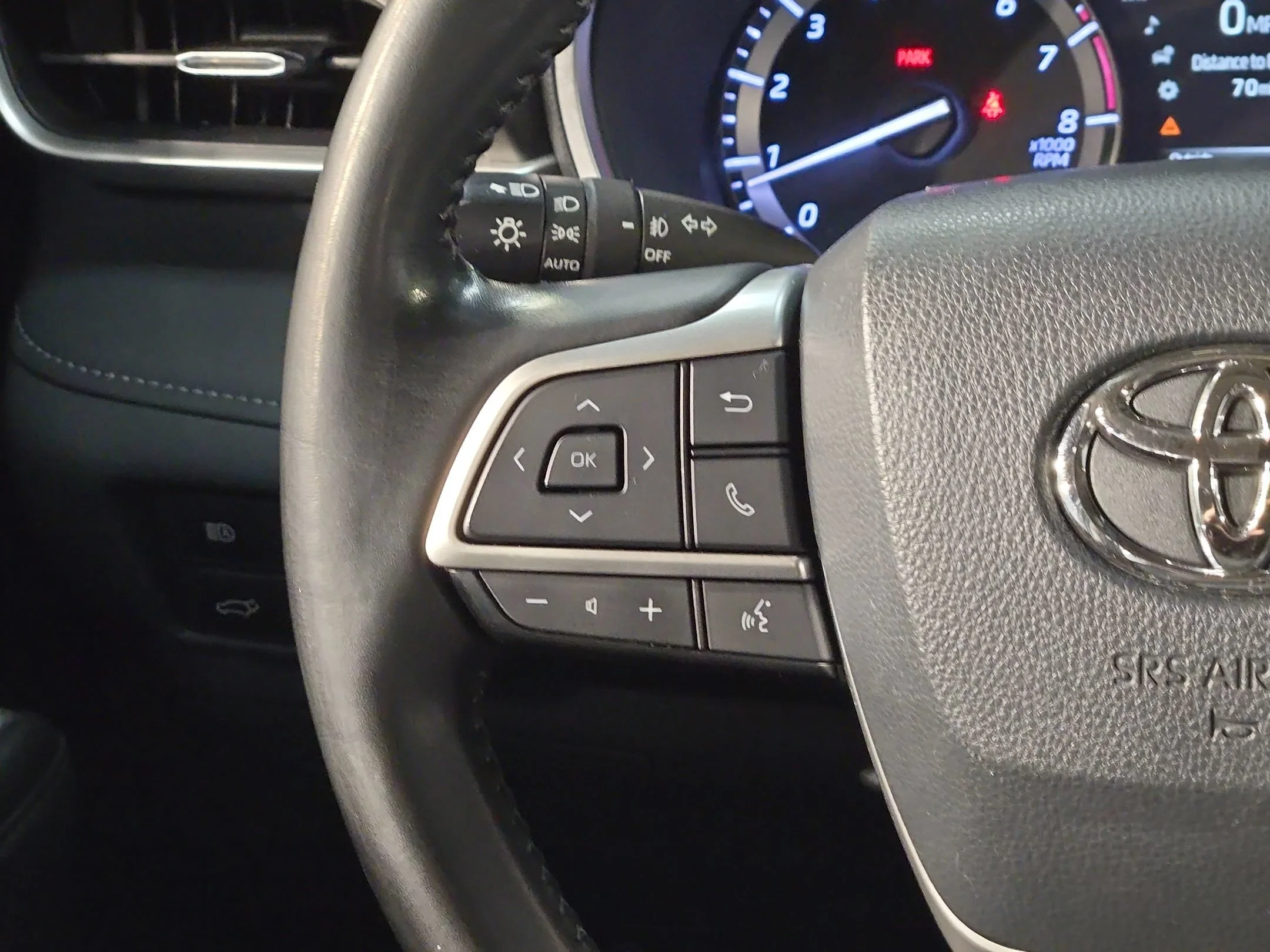 Used 2022 Celestial Silver Metallic Toyota XLE image 28
