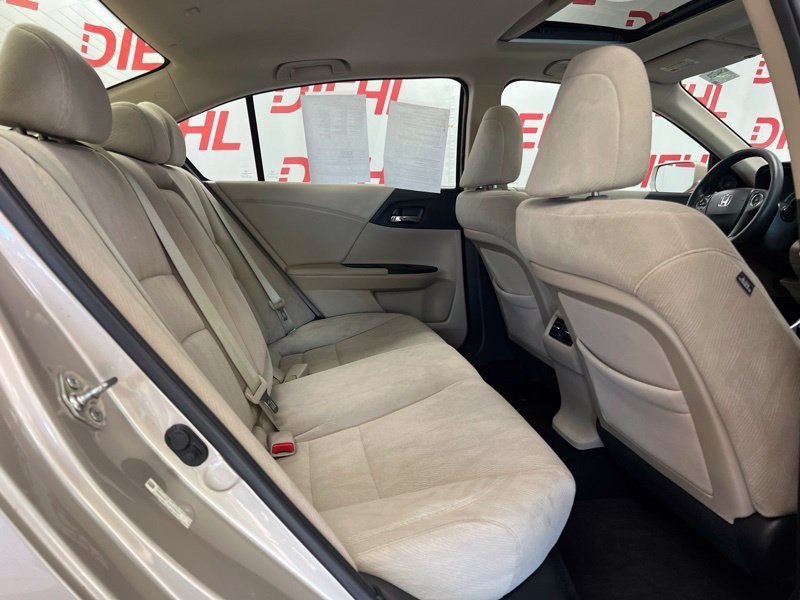 Used 2014  Honda EX image 10