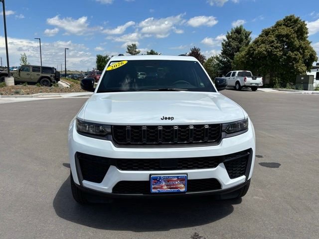 New 2026 Bright White Clear-Coat Exterior Paint Jeep Altitude image 8