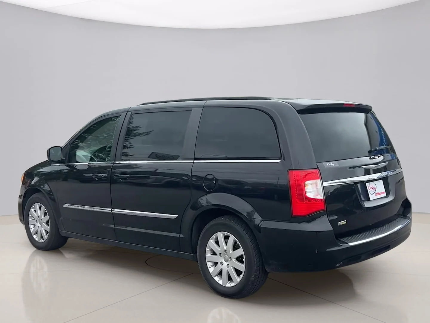 Used 2015 Black Chrysler TOURING image 4