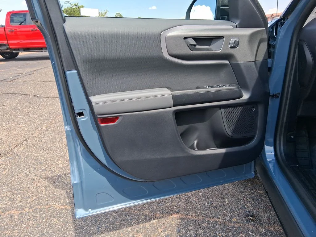 New 2025 Azure Gray Metallic Tri-Coat Ford Badlands® image 10