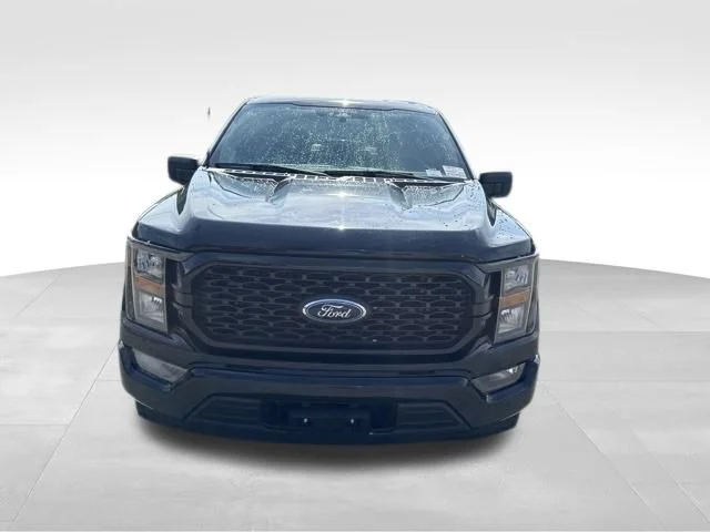Used 2023 Black Ford XL image 2