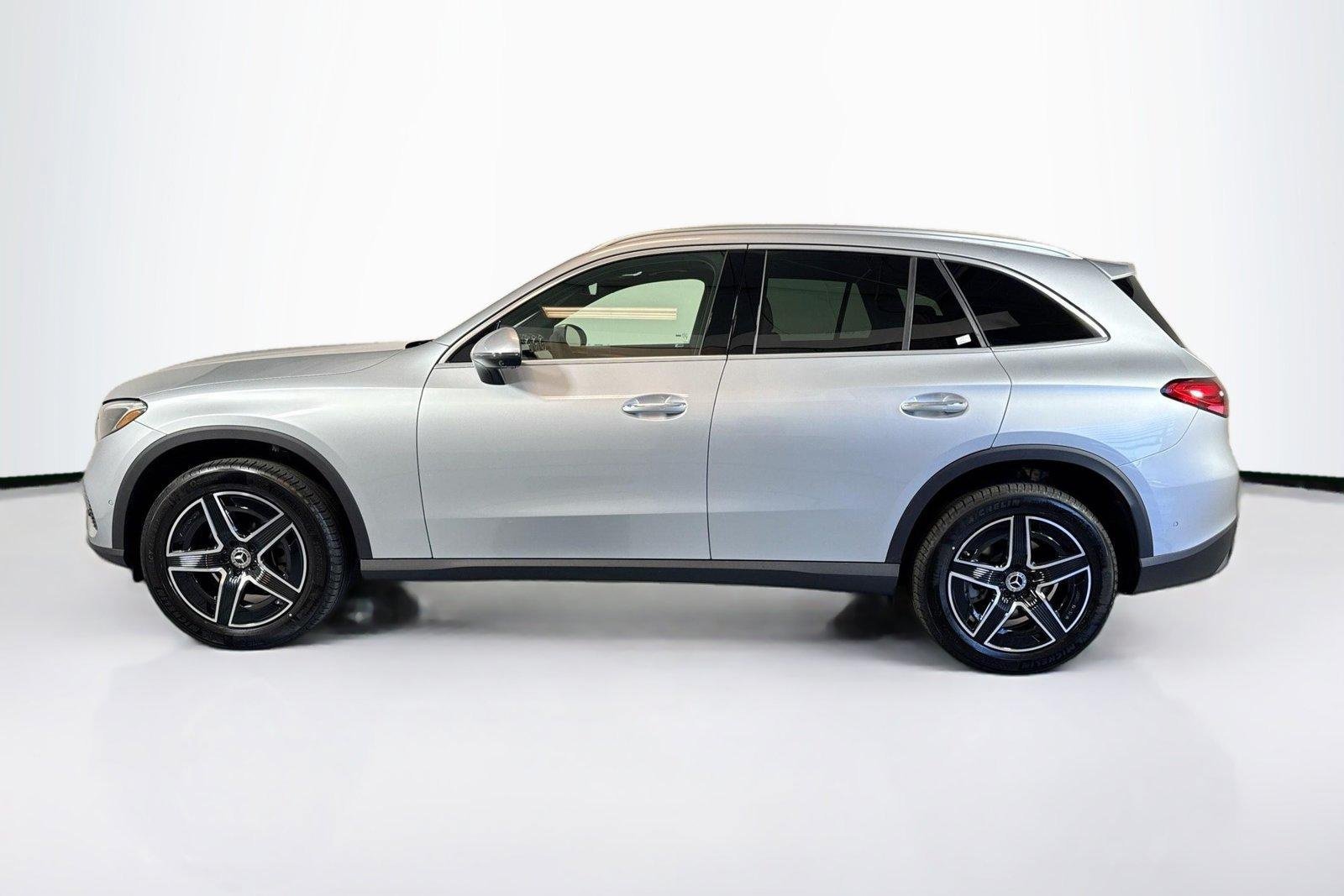 New 2026 Cirrus Silver Metallic Mercedes-Benz GLC 300 image 8