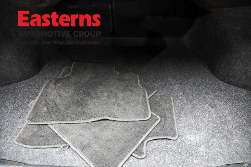 Used 2023 Gray Nissan SV image 9