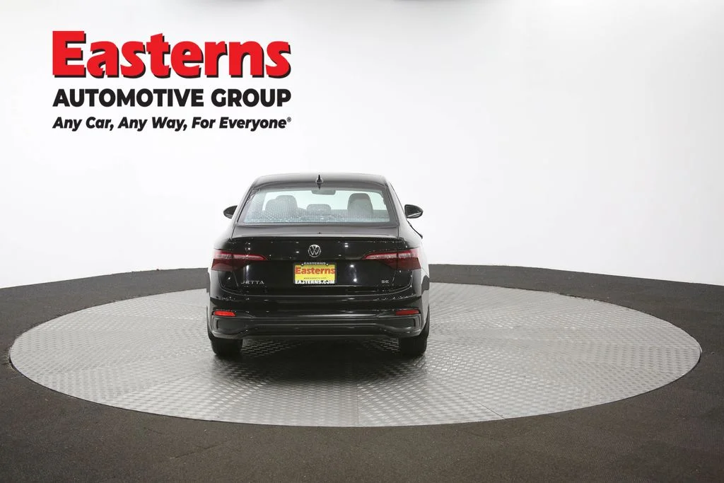 Used 2024 Black Volkswagen 1.5T SE image 34