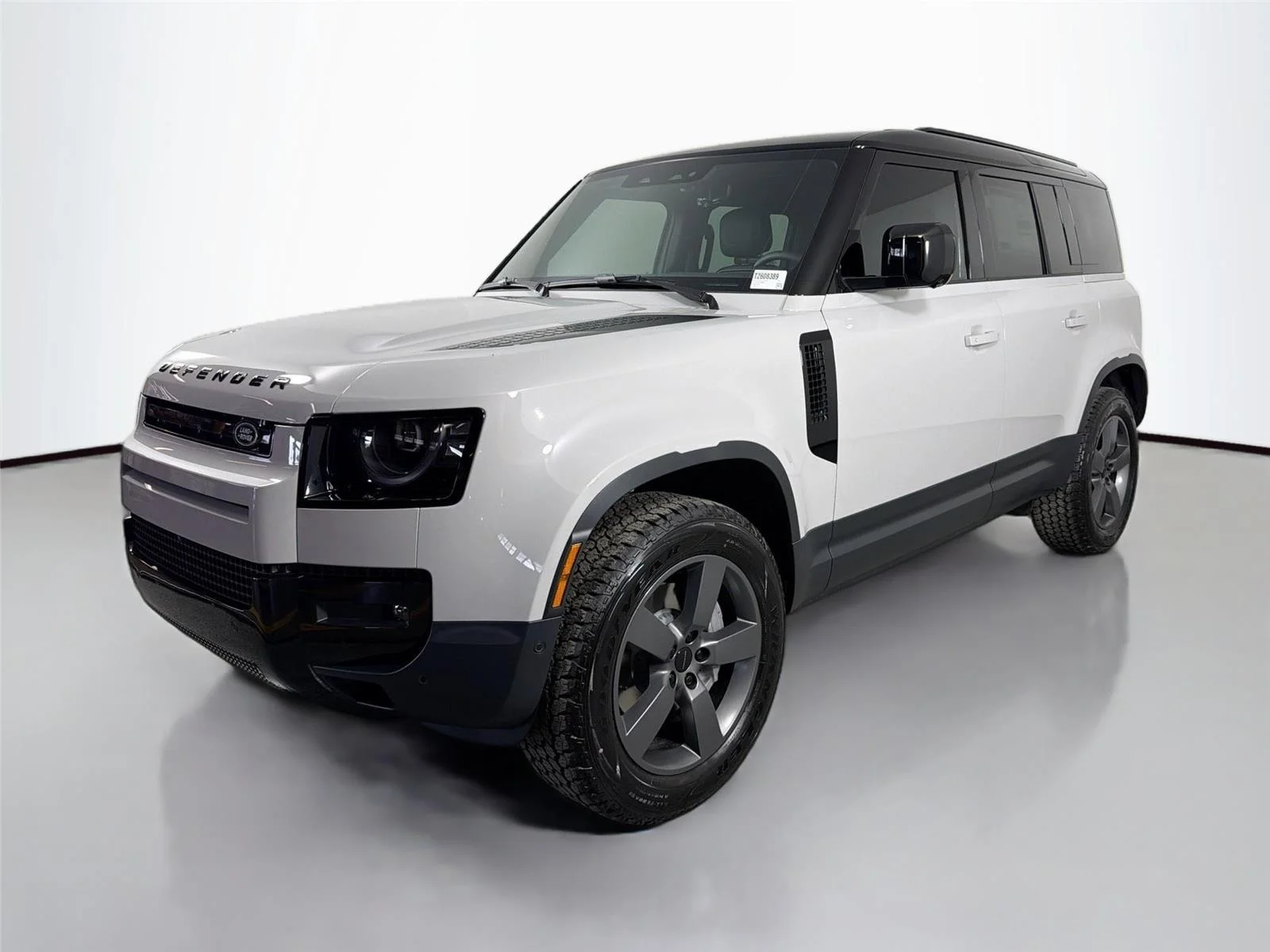 2026 Land Rover Defender 110 S P300's photo