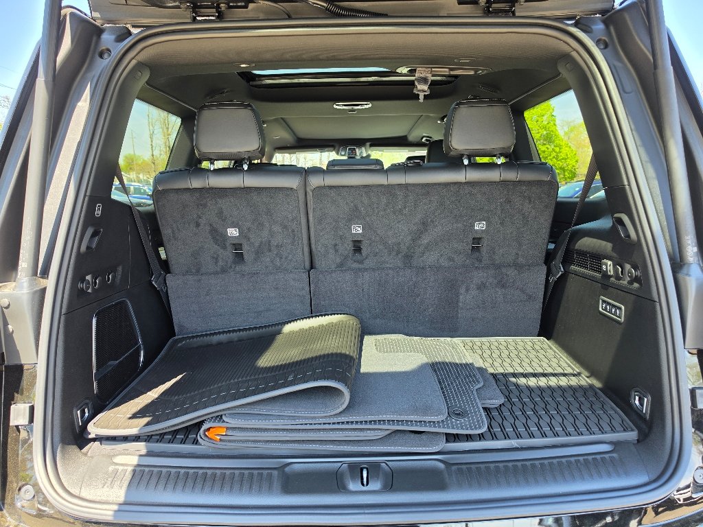 New 2026 High Gloss Black Exterior Paint Jeep Limited Altitude image 6