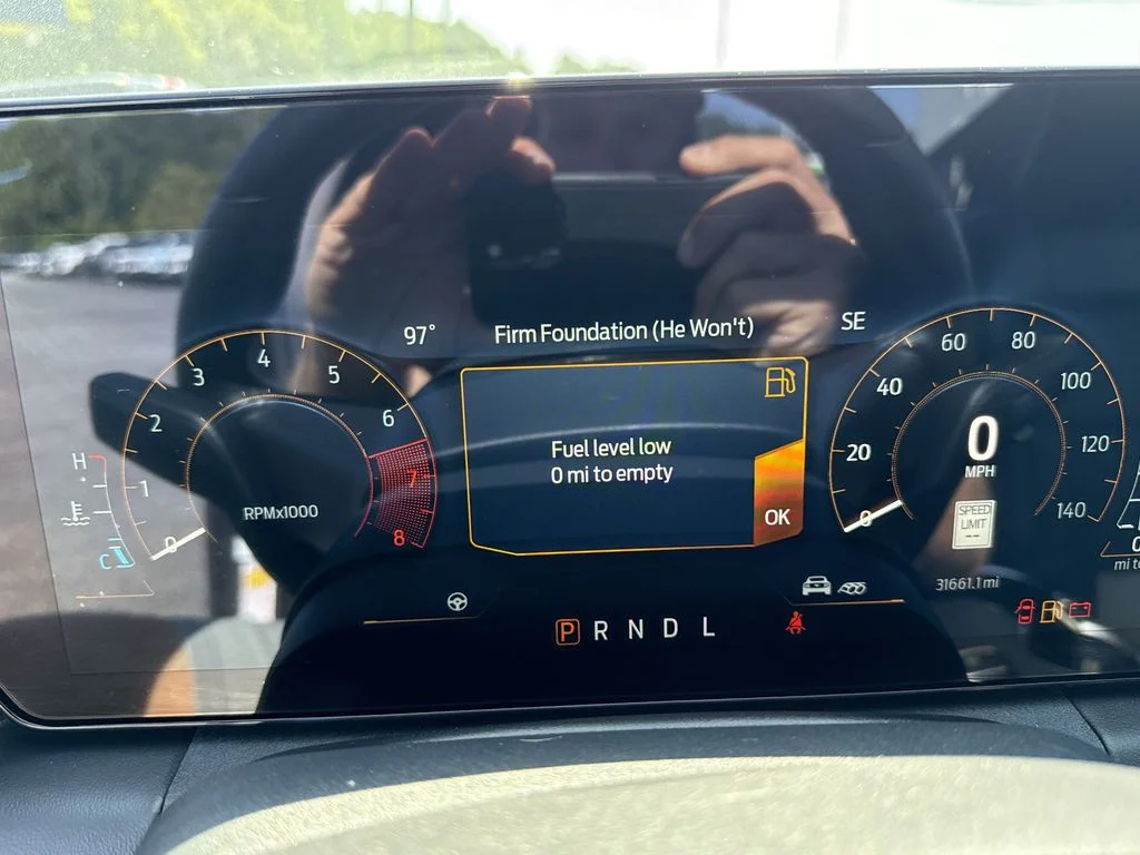 Used 2024 Gray Ford EcoBoost Premium image 22