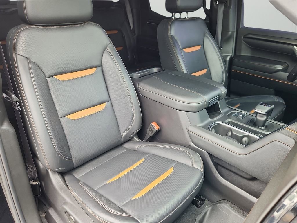 Used 2025 Onyx Black GMC AT4 image 14