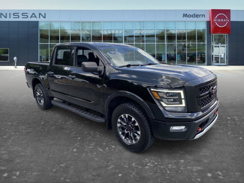 Used 2023 Super Black Nissan PRO-4X image 3