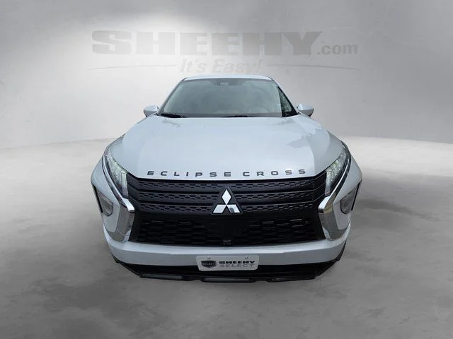 Used 2024  Mitsubishi ES image 16
