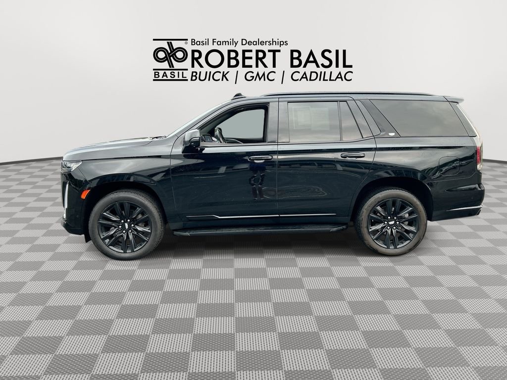 Used 2022 Black Cadillac Sport image 5