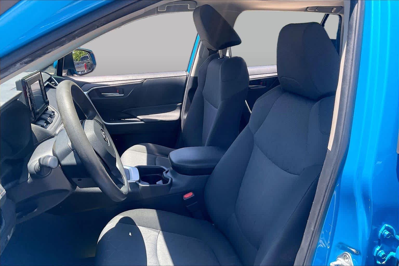 Used 2020 Blue Flame Toyota XLE image 8